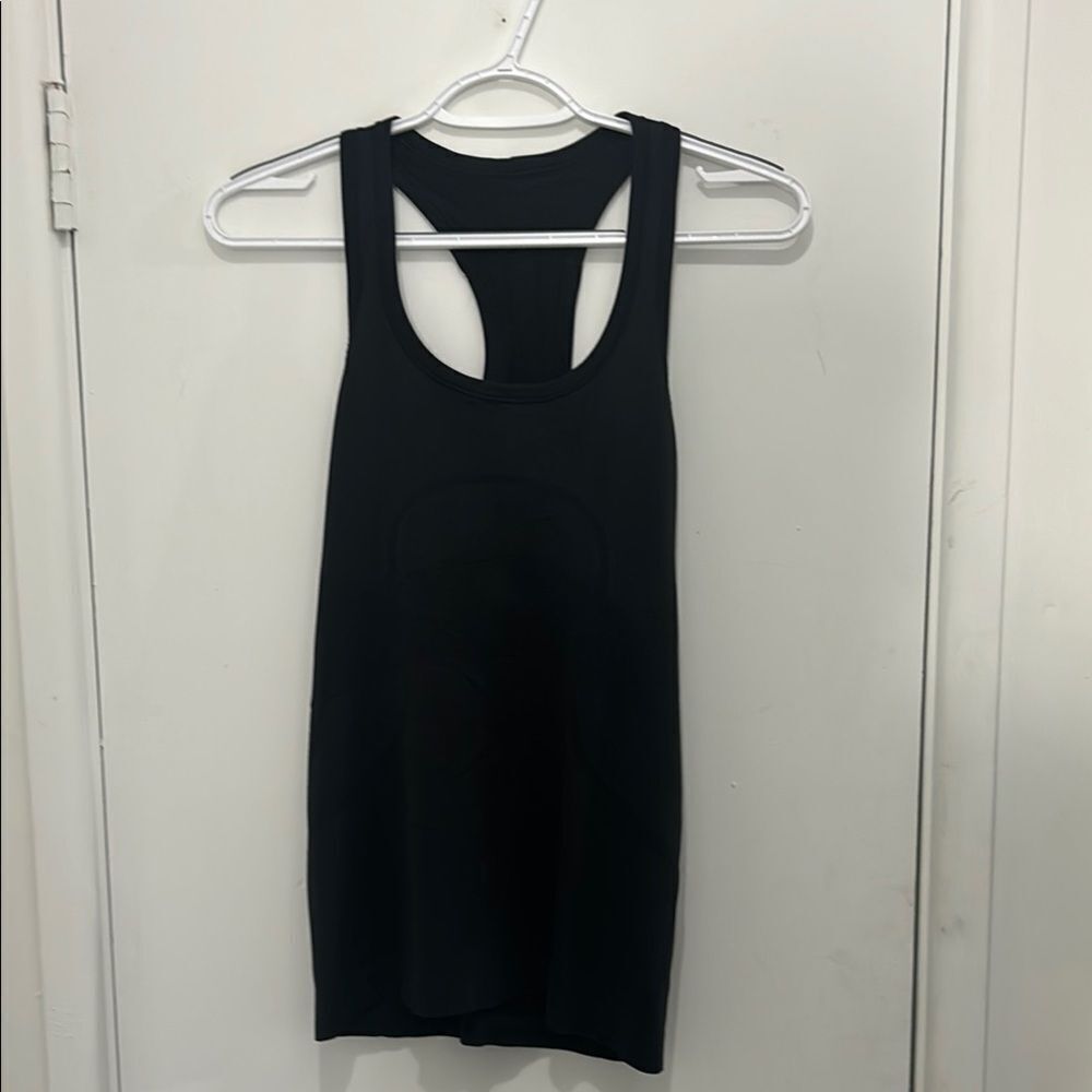 Lululemon TankโTop
